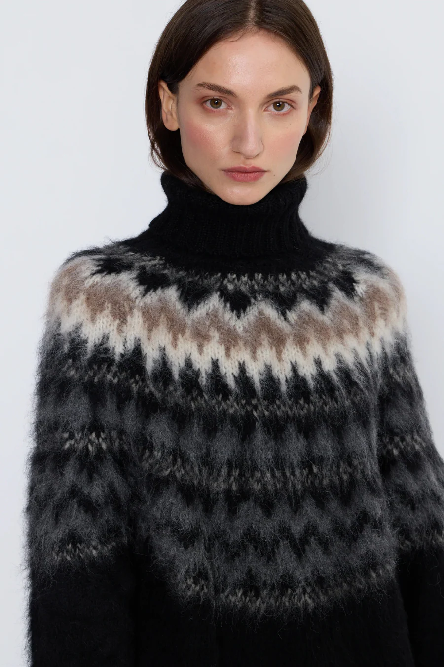 Andean Sweater Black - Image 4