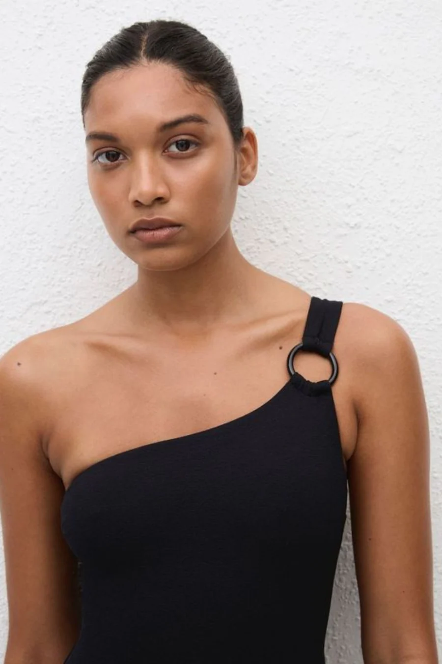 Asymmetric Ring Maillot Black Crinkle - Image 4