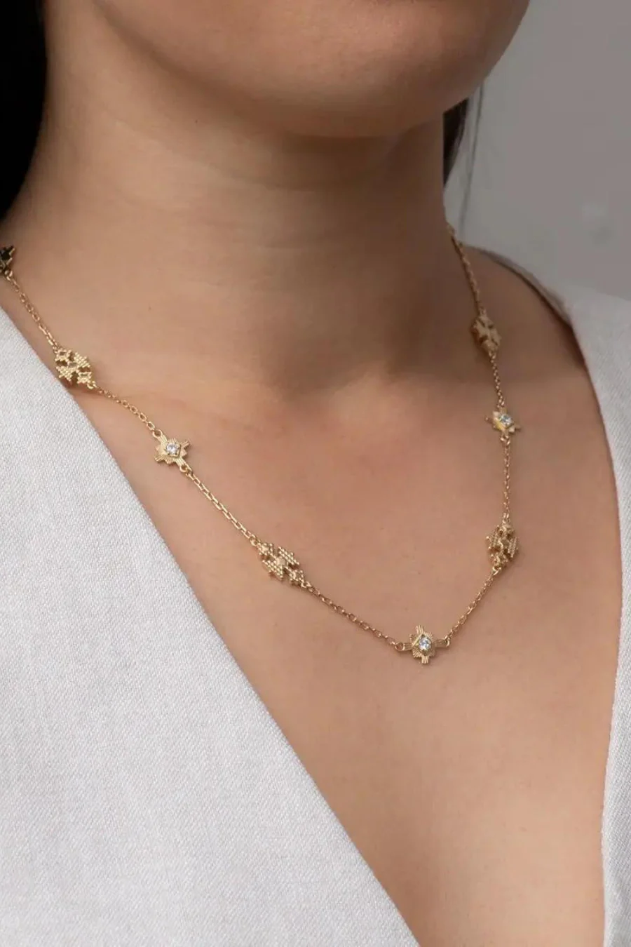 Ayllu Necklace Gold - White Zircon - Image 3