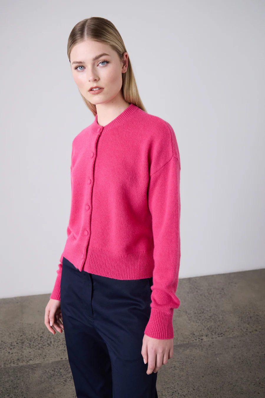 Boxy Cashmere Cardigan Elsa Pink - Image 3