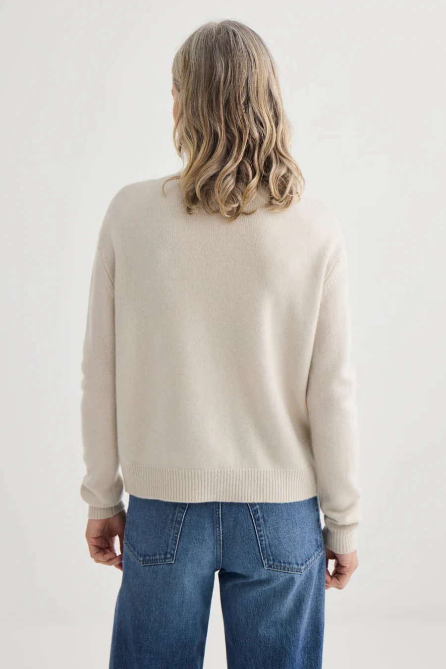 Cashmere V-Neck Cardigan Oyster - Image 2