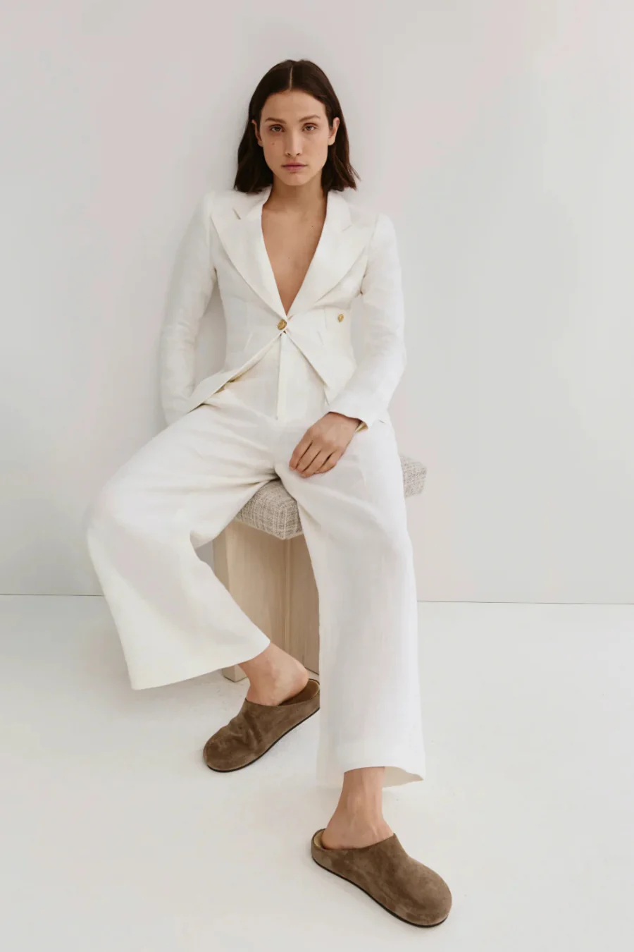 Linen Duchess Blazer White - Image 3