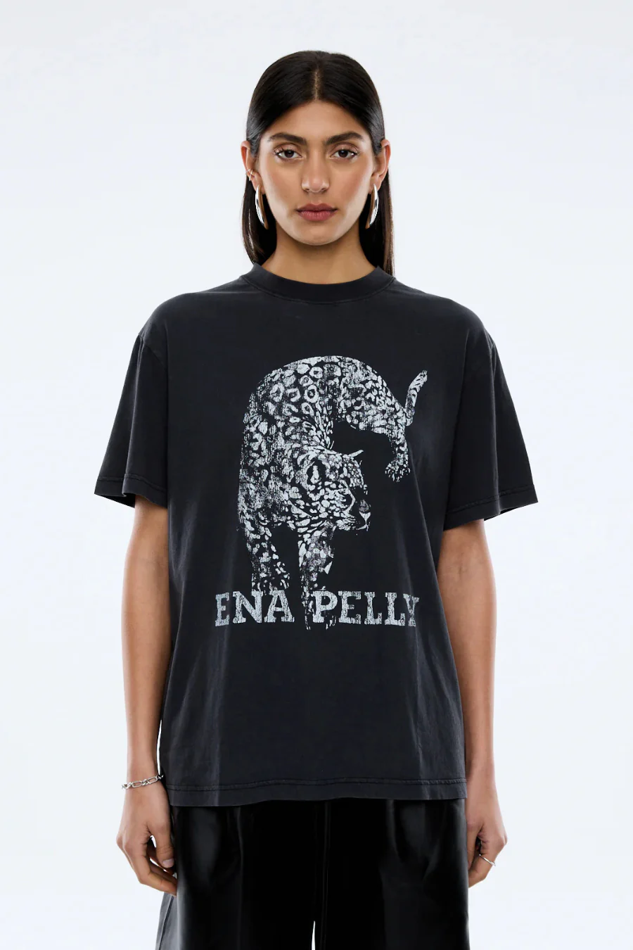 Crawling Leopard Tee Vintage Black - Image 3