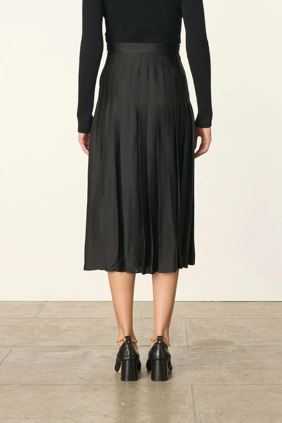 Deesse Skirt Black - Image 2