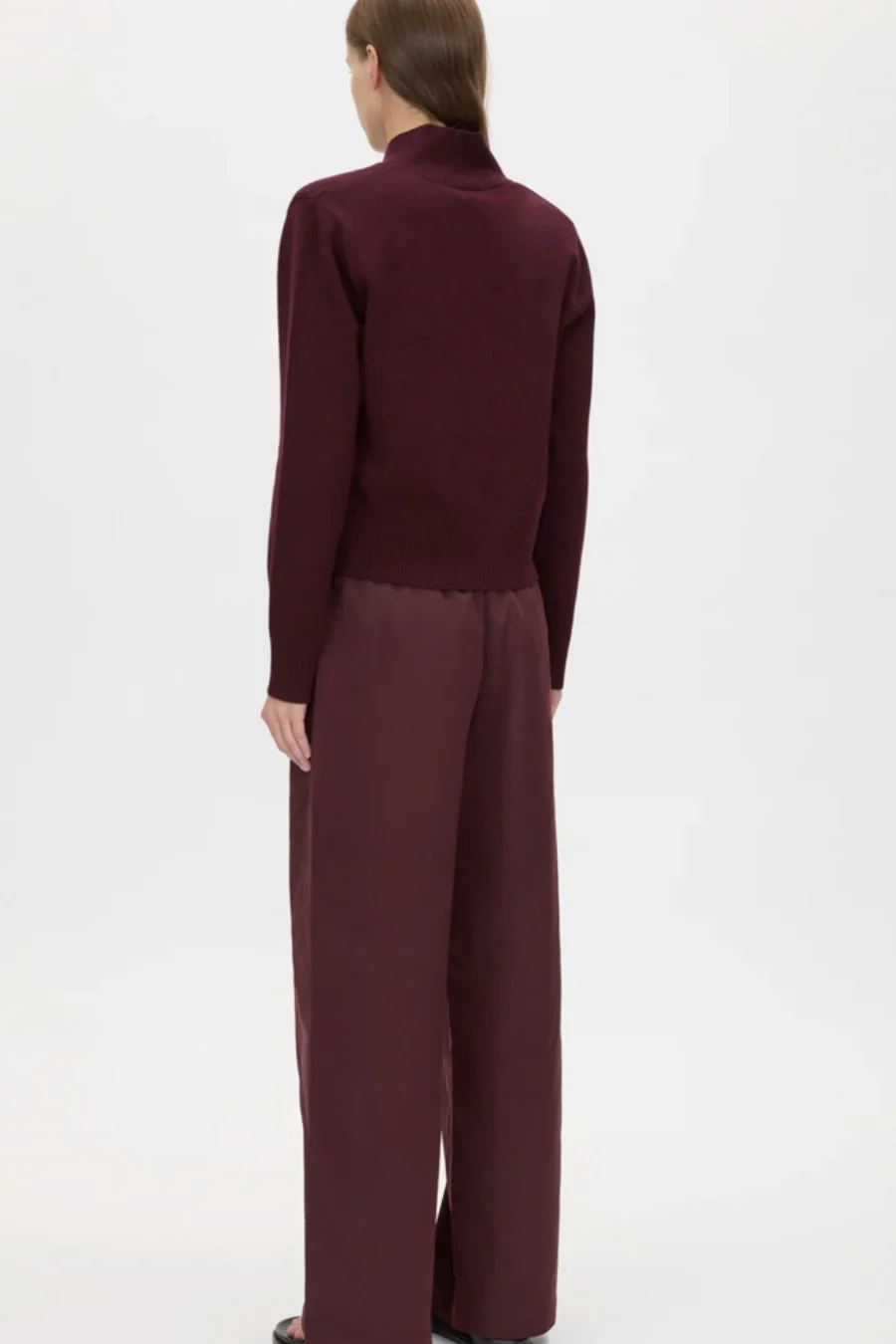 Dia Elastic Detail Pant Burgundy - Image 3