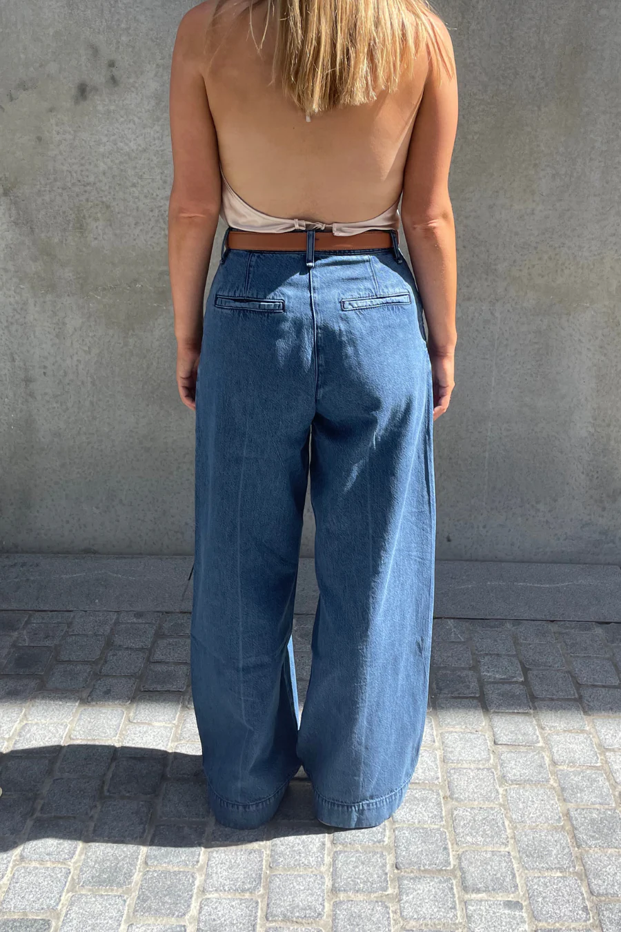 Featherweight Abigale Pleated Pant Stark - Image 5