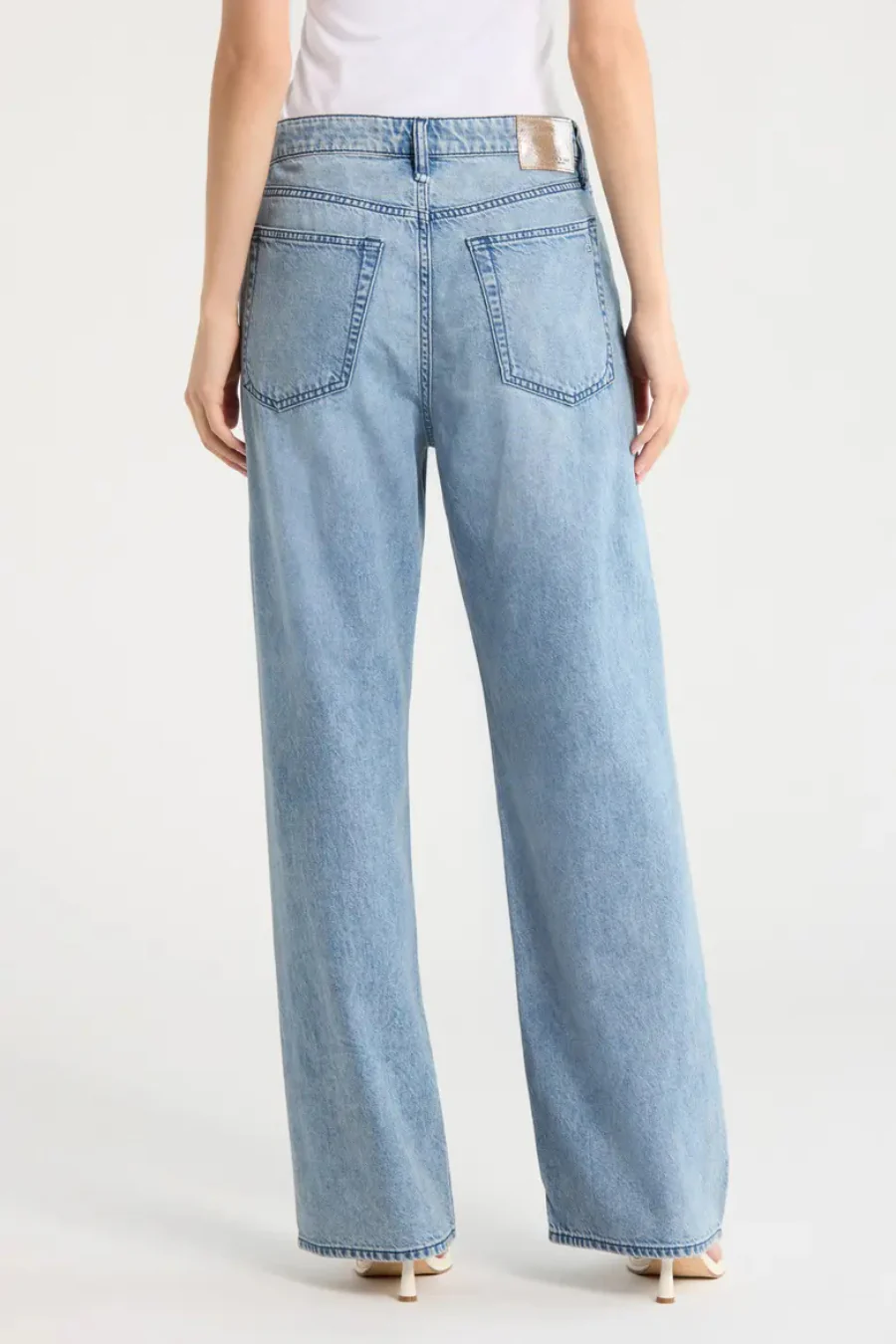 Featherweight Logan Wide Margo Jewel - Image 3