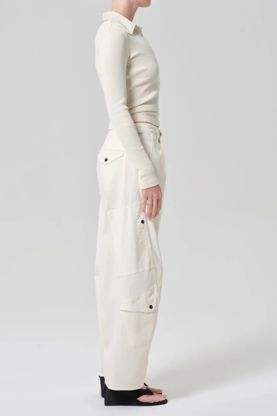 Flight Pant Plaster - Image 3
