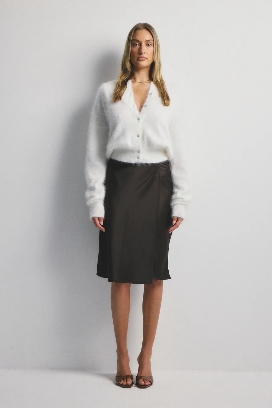 Frankie Cashmere Crew Neck Cardigan Snow