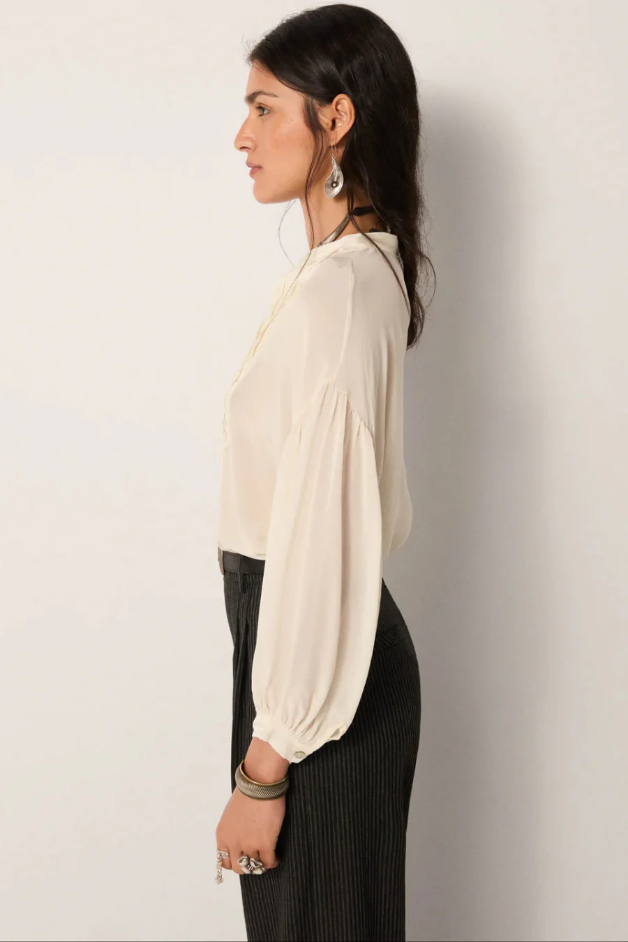 Giovanni Blouse Tuxedo Pearl - Image 2