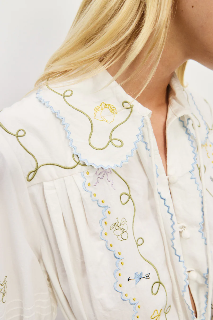 Giulia Embroidered Mini Dress Cream - Image 3
