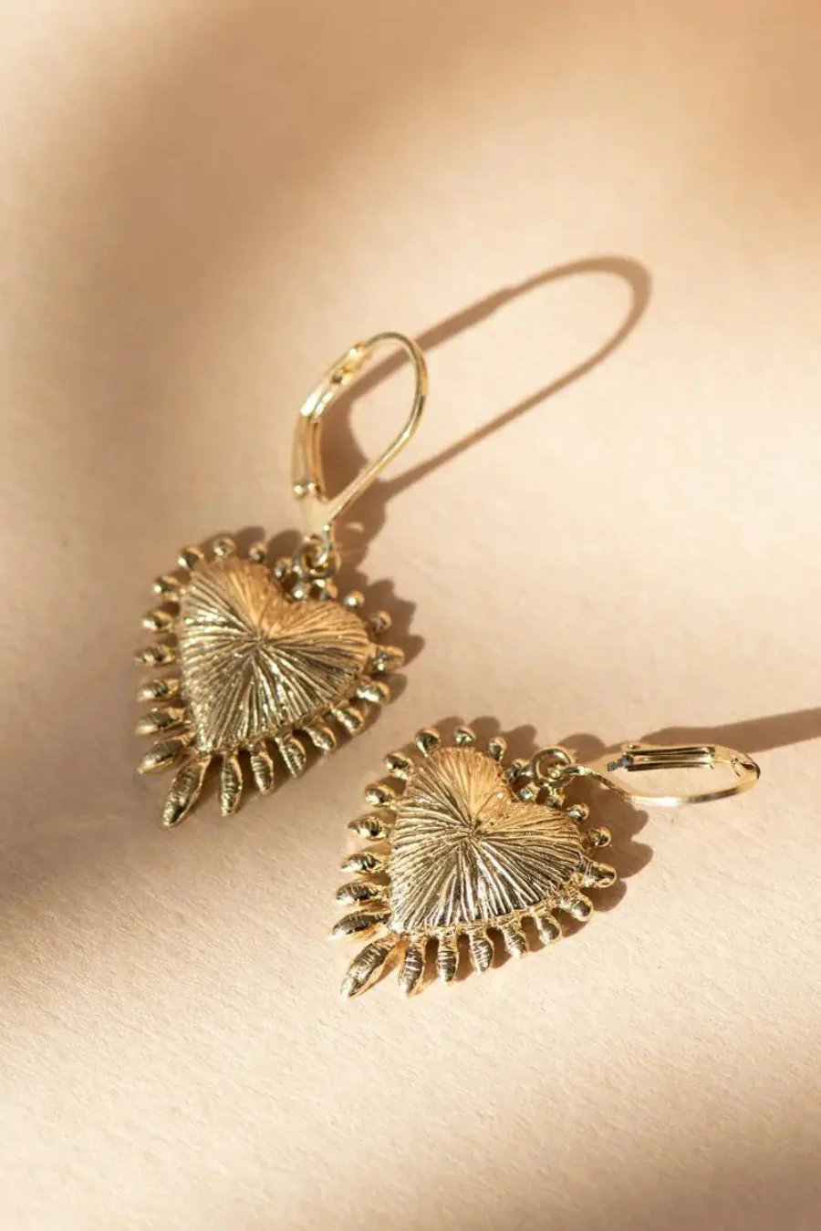 Heart Rays Earrings Gold - Image 2