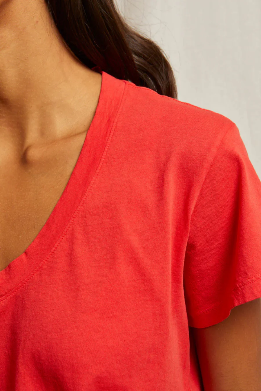 Hendrix Cotton Boxy V Neck Poppy Red - Image 3