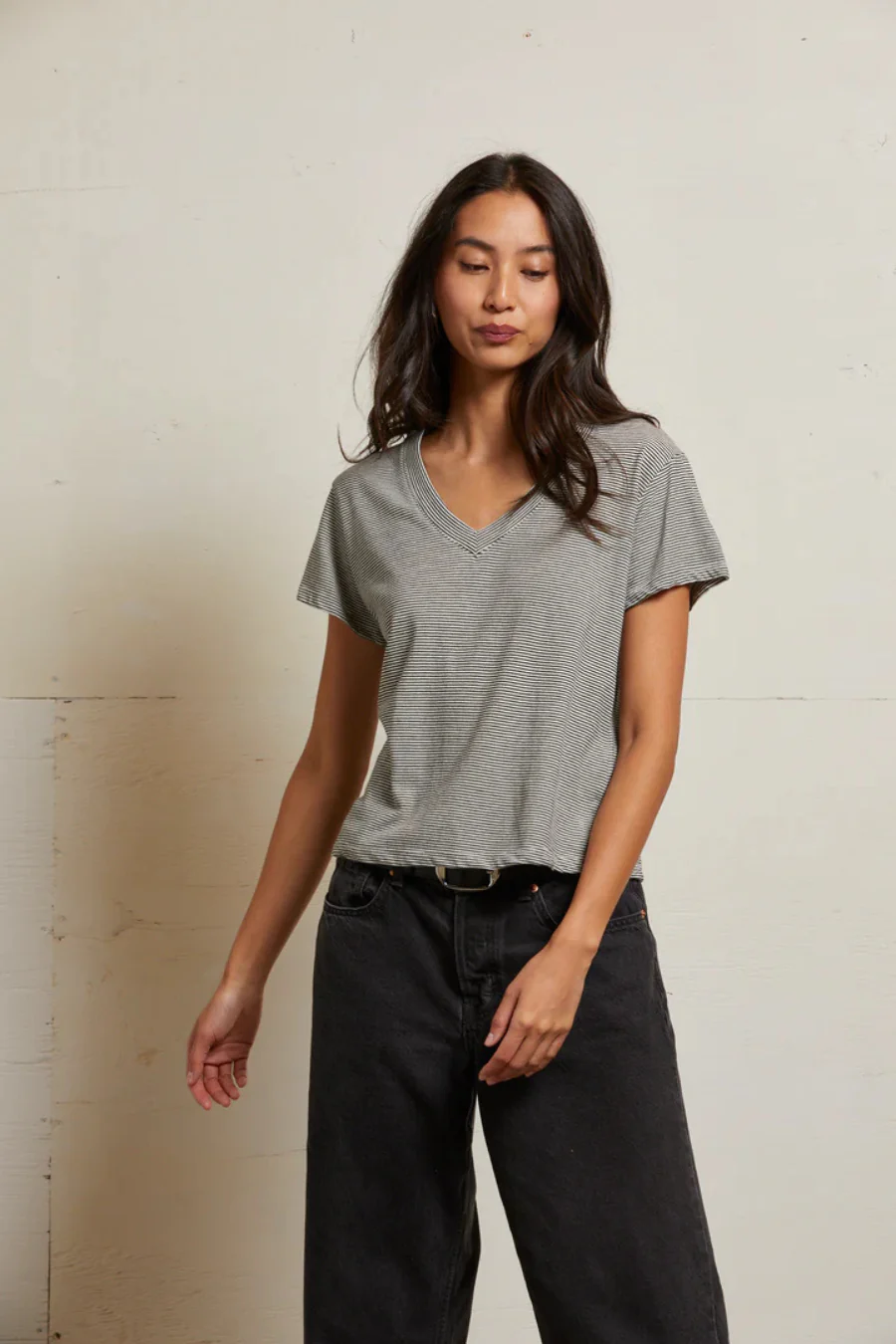Hendrix Cotton Boxy V Neck Tee Ivory/ Black Stripe