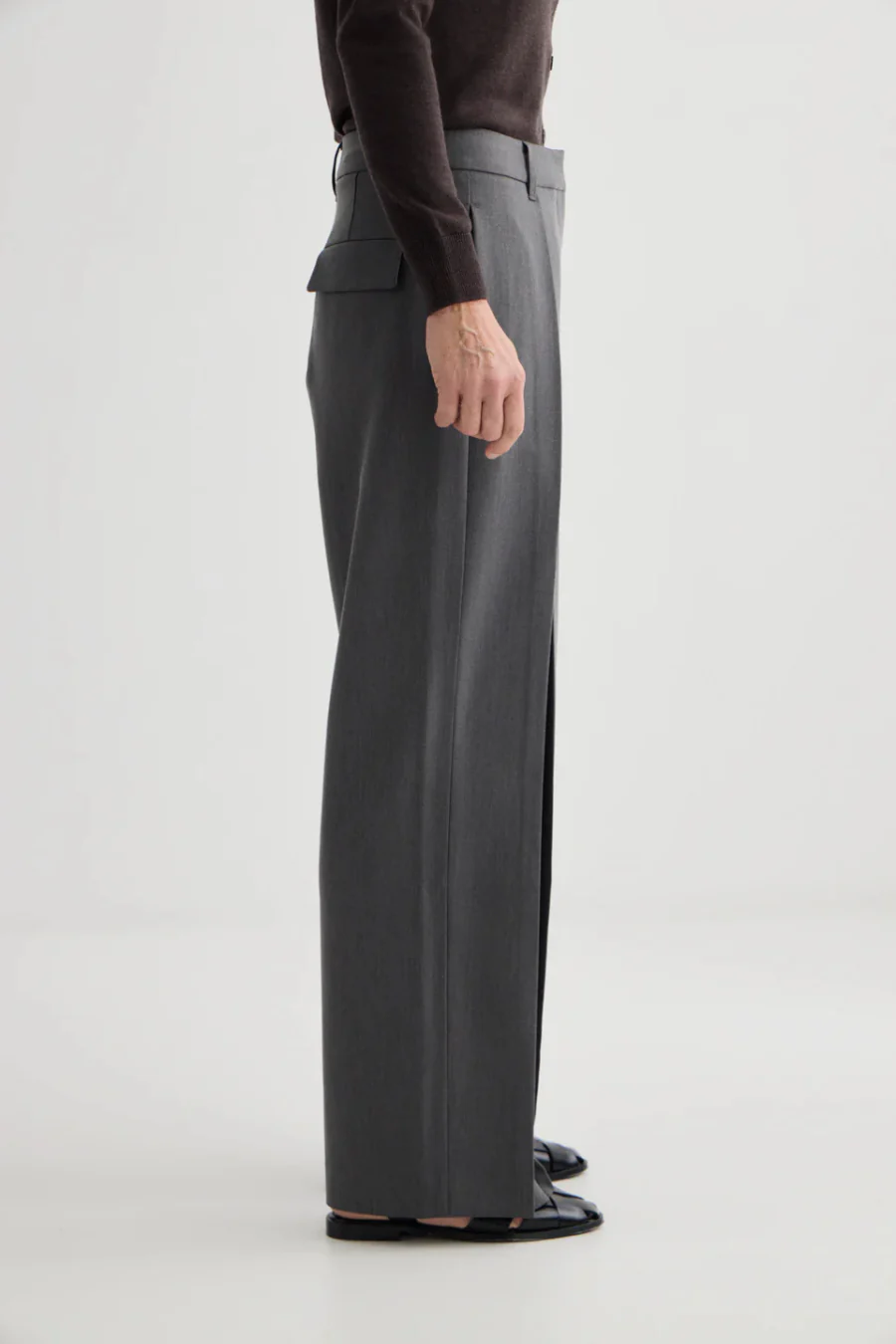 Invert Pleat Trouser Pewter - Image 4
