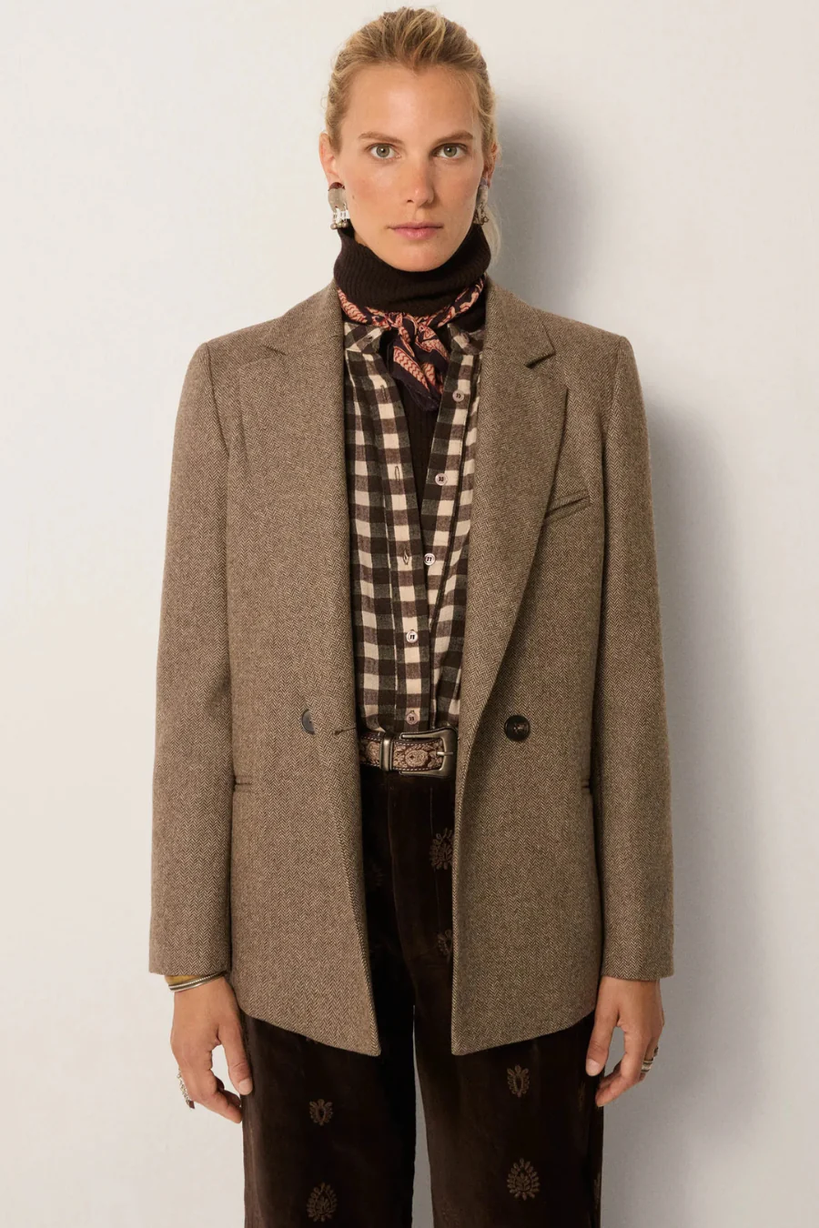 Jackie Blazer Walnut