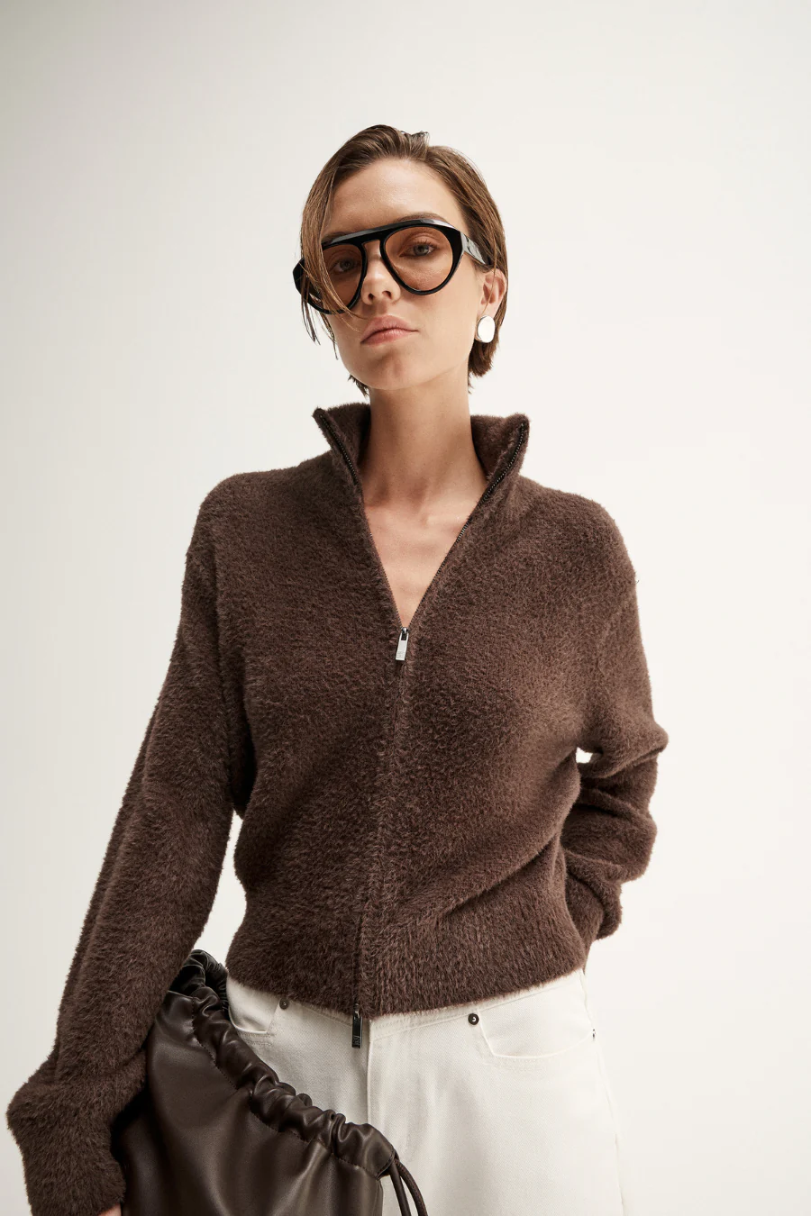 Leon Cardigan Chocolate - Image 3