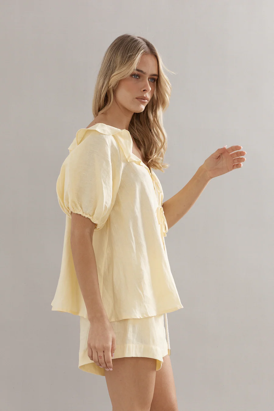 Little Darling Blouse Yellow Linen - Image 3