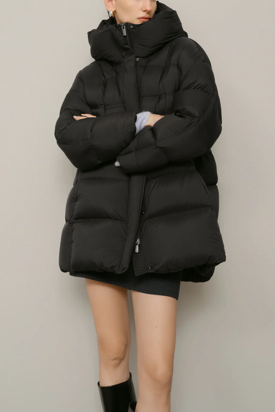 Longline Puffer Jacket Black - Image 3