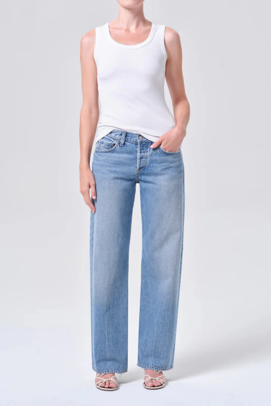 Low Rise Loose Jean Vault