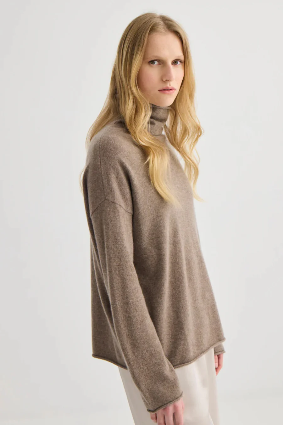 Mara Funnel Neck Cocoa Marle - Image 3