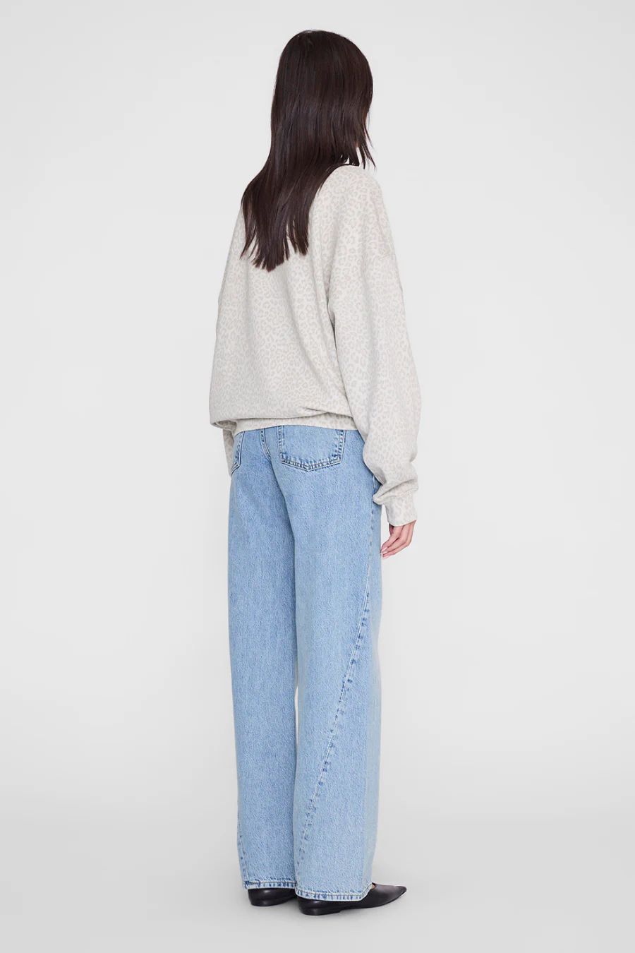 Miles Sweatshirt Washed White Leopard - Image 2