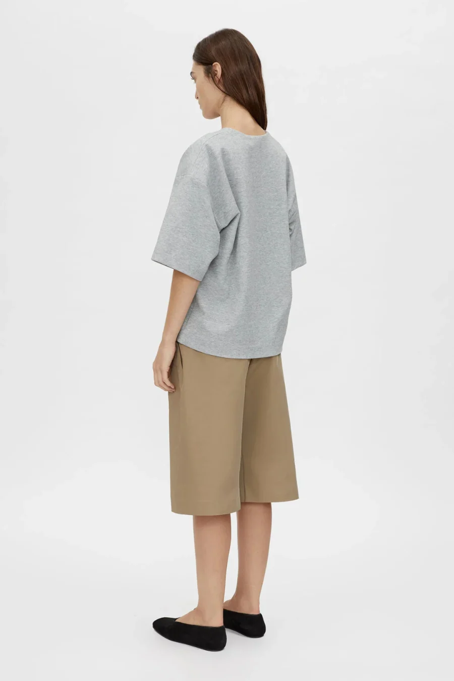 Nemesia Short Taupe - Image 2