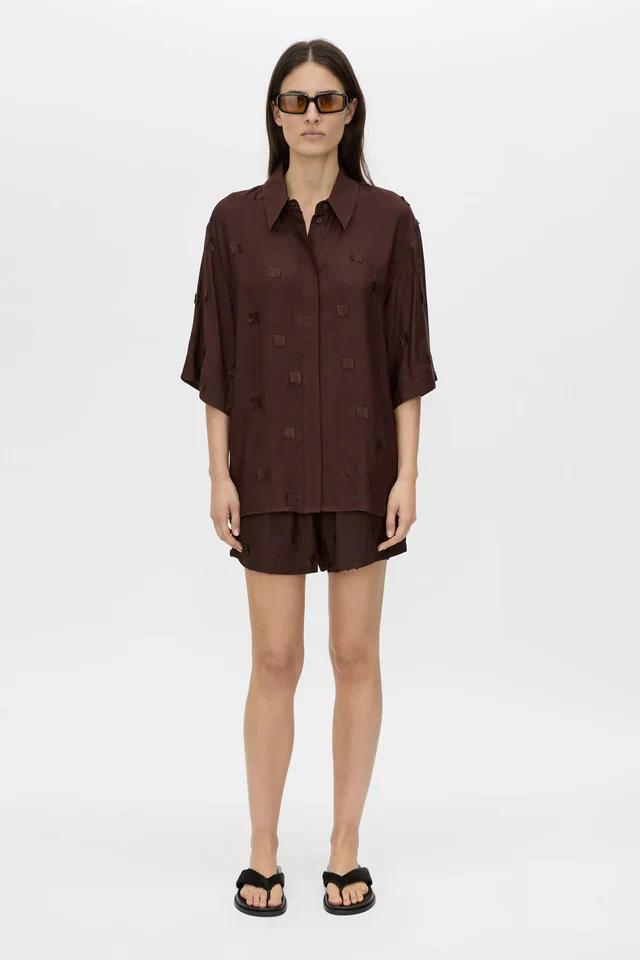 Ottilie 2.0 Short Chocolate - Image 2