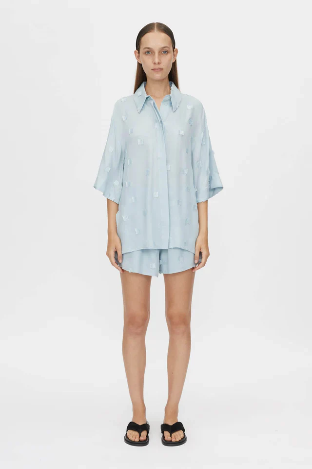 Ottilie 2.0 Short Soft Blue - Image 2