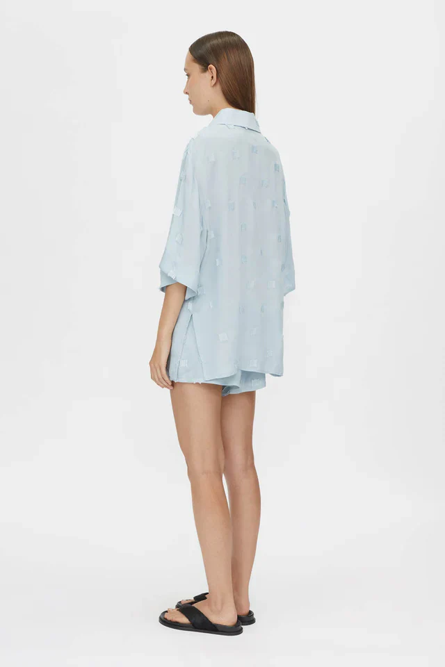 Ottilie 2.0 Short Soft Blue - Image 3