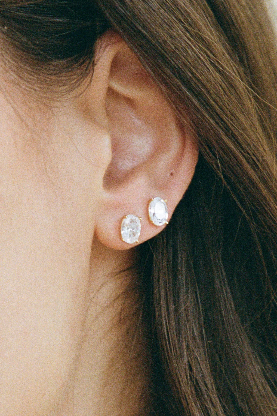 Oval Studs Gold/ Clear - Image 2