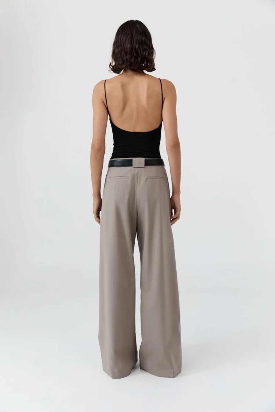 Pleat Loop Pants Mousse - Image 2