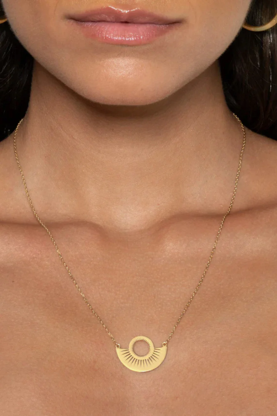 Pocket Full Of Sunshine Necklace Gold - Image 2