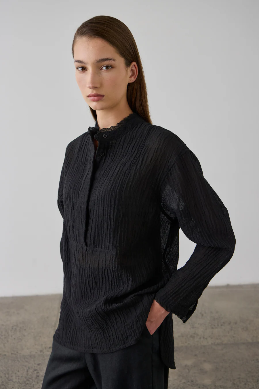 Relaxed Linen Shirt Black - Image 4