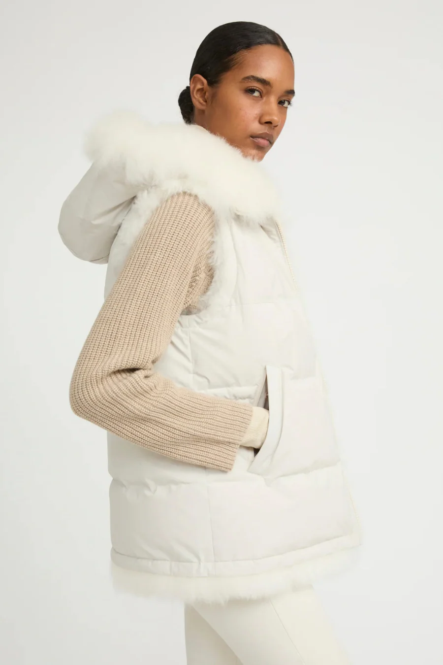 Reversible Long-Haired Lambskin Gilet Blanc - Image 3