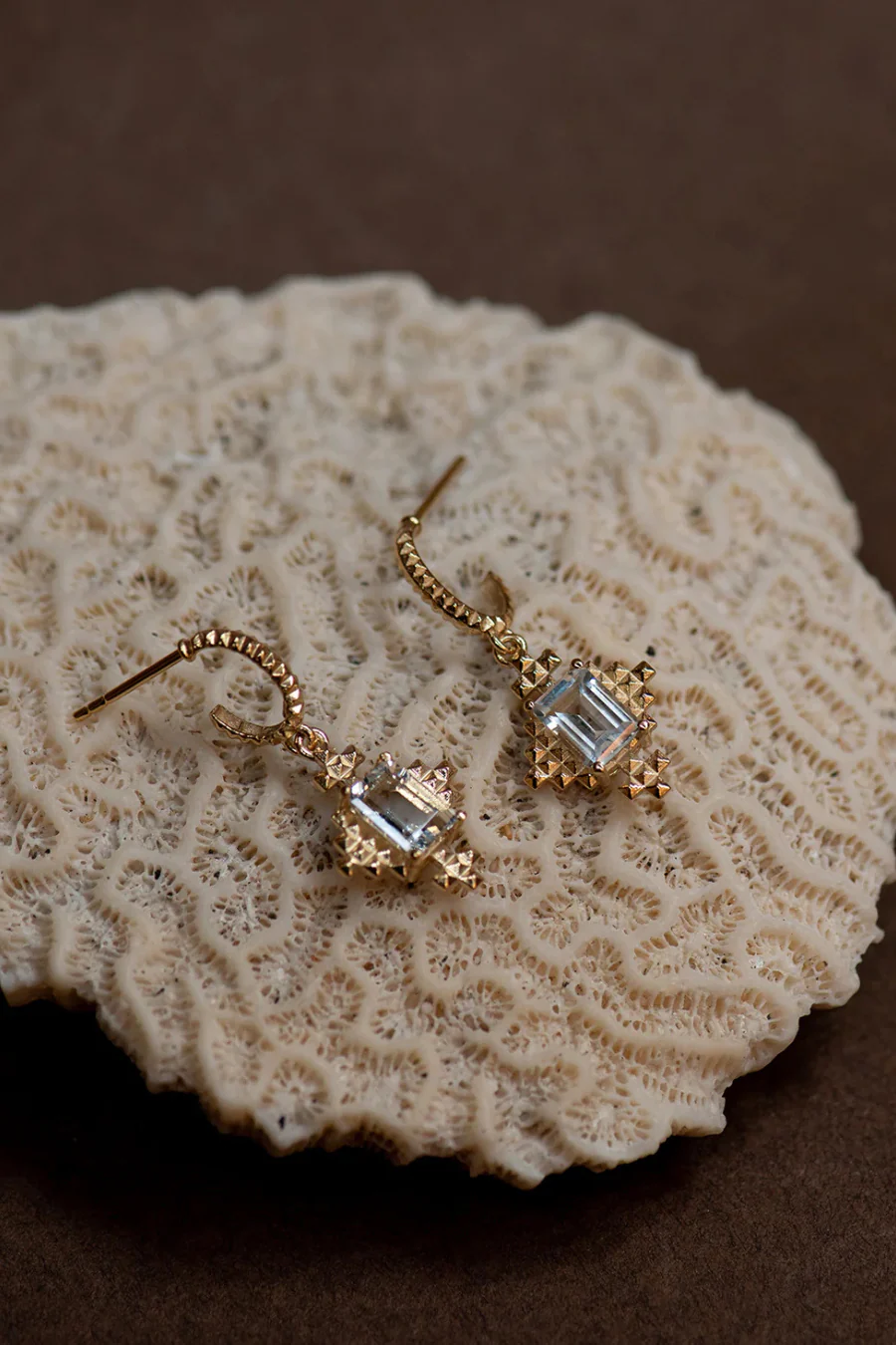 Reya Earrings Gold With White Topaz - Image 3