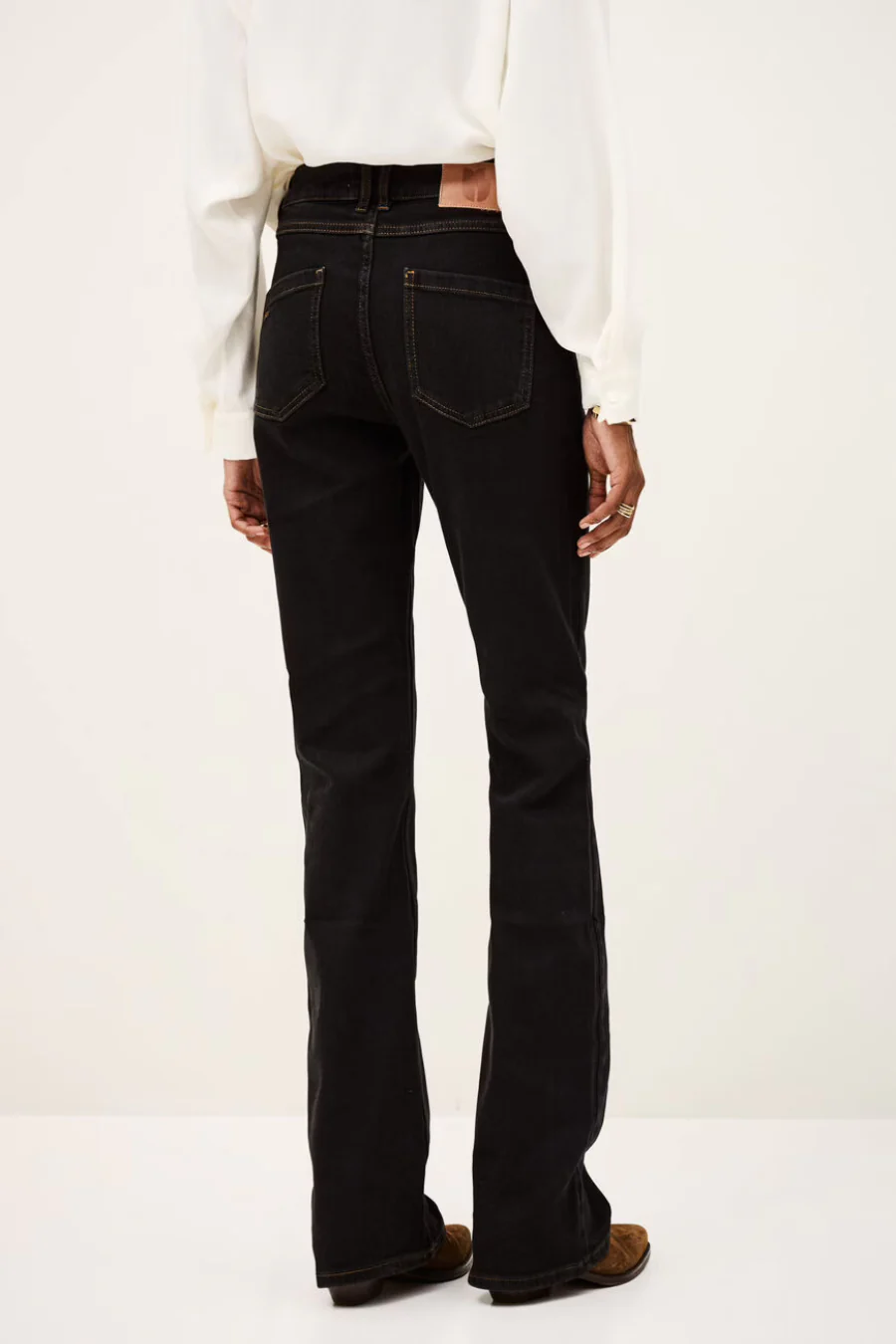 Ross Flared Jeans Black - Image 3
