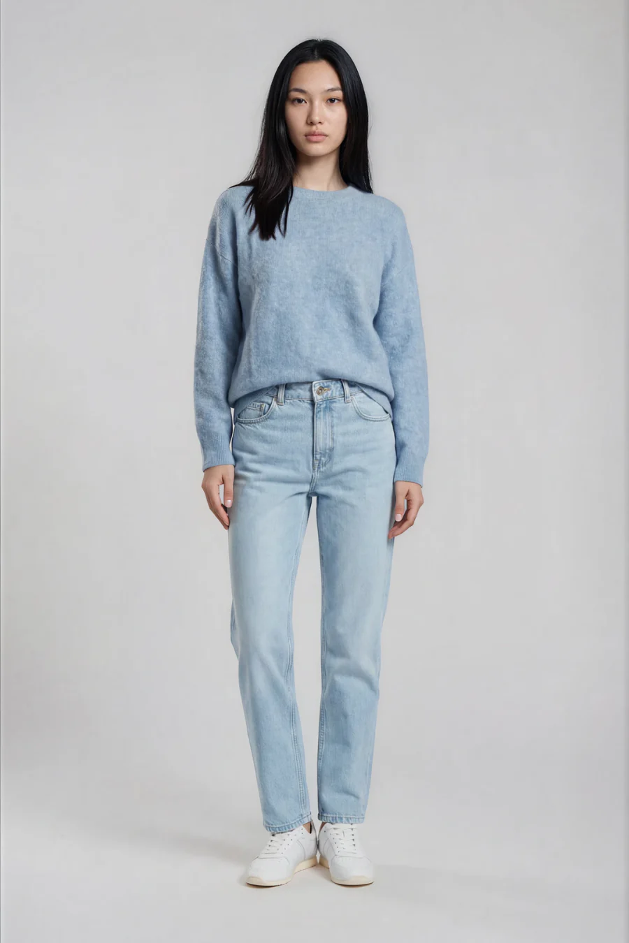 Round Neck Cashmere Sweater Azure