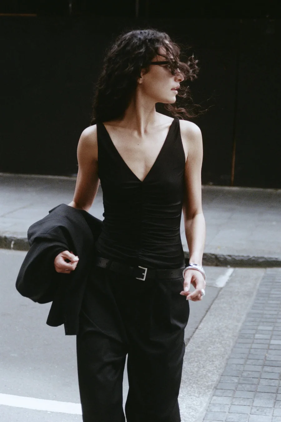 Ruched Top Black - Image 4