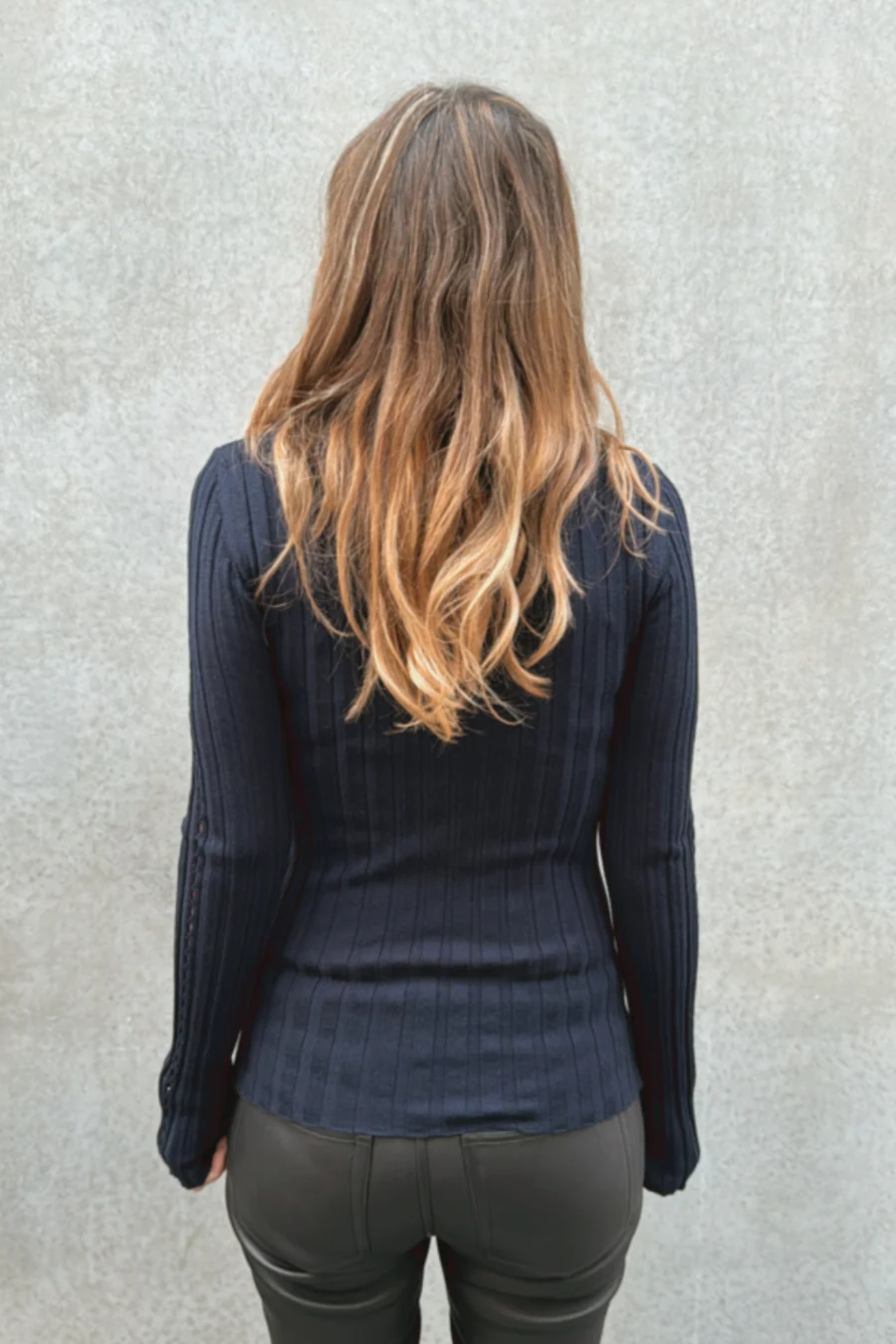 Sara Long Sleeve Rib Top Navy - Image 4
