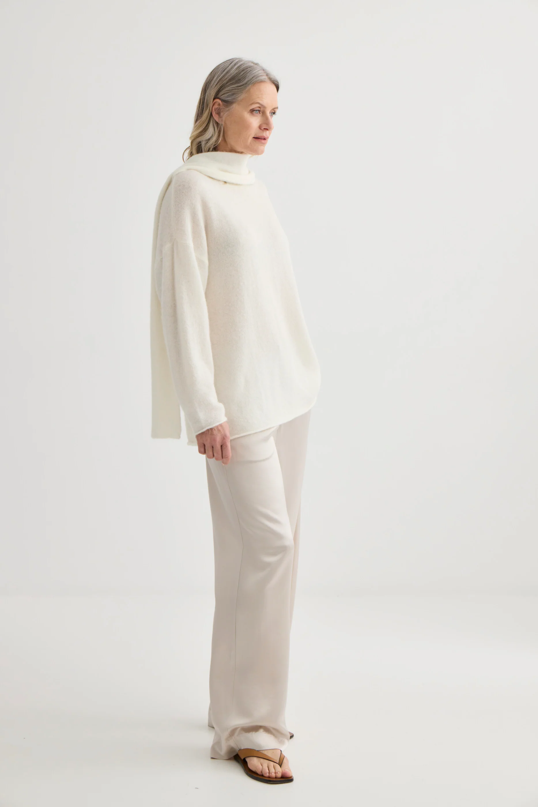 Satin Relaxed Pant Champagne - Image 3