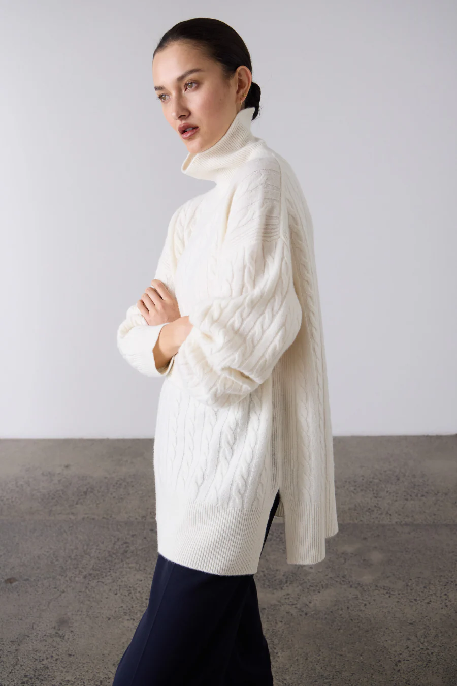 Slouchy Cable Knit Sweater Cream - Image 3