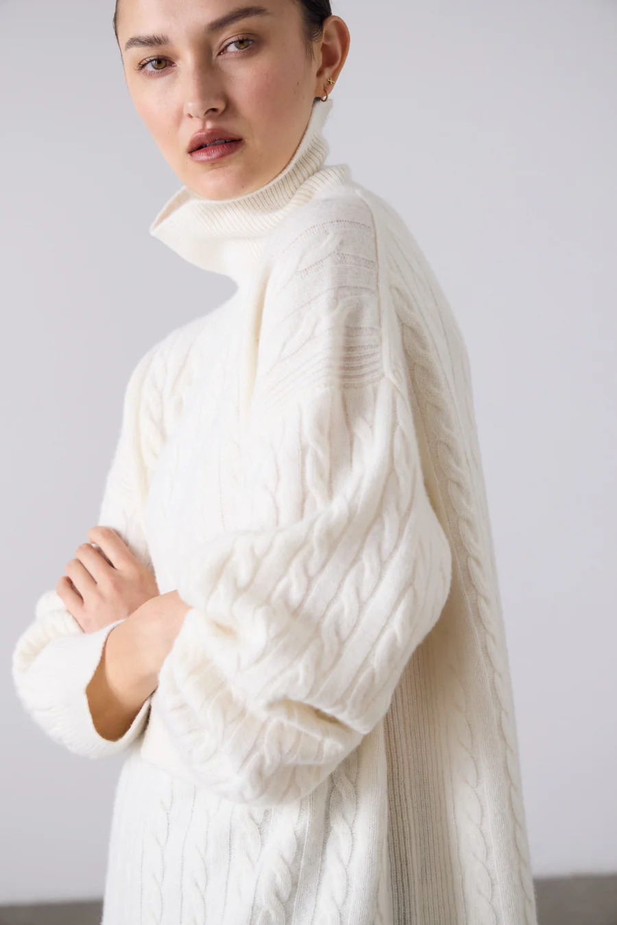 Slouchy Cable Knit Sweater Cream - Image 4