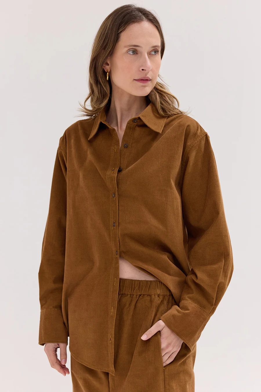 The Corduroy Shirt Fox - Image 3