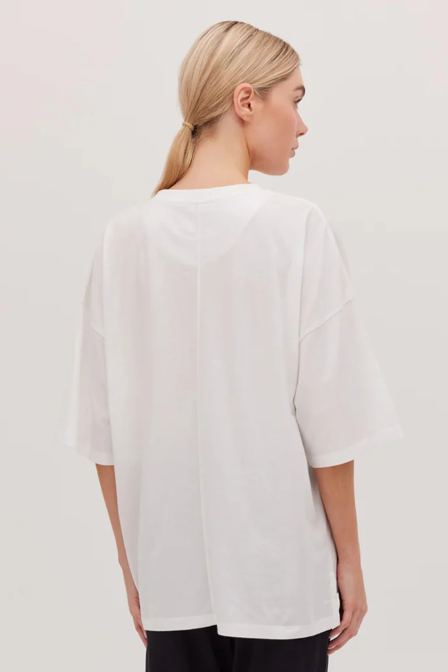 The Oversized Tee White - Image 2