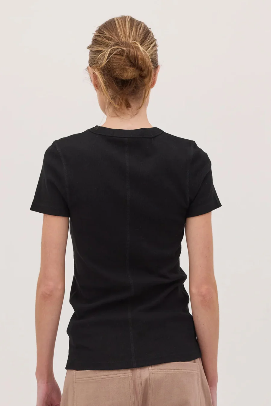 The Ribbed Tee Black - Image 3