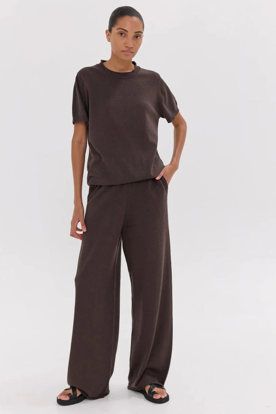 The Travel Pants Brazil Nut
