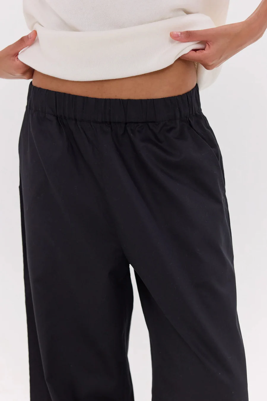 The Wide Leg Pant Black - Image 4