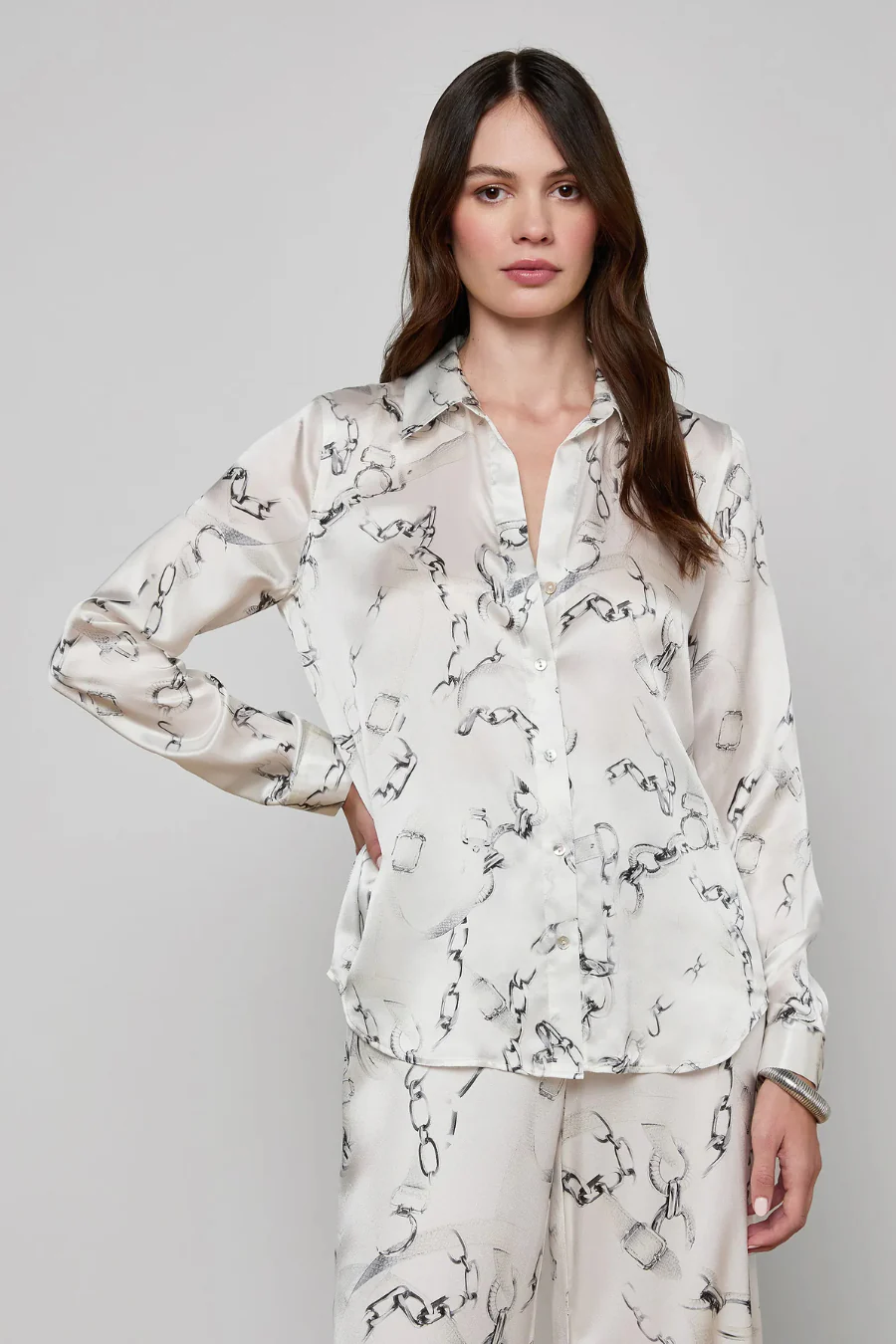 Tyler Silk Blouse Ivory/ Grey Small Faded Chain