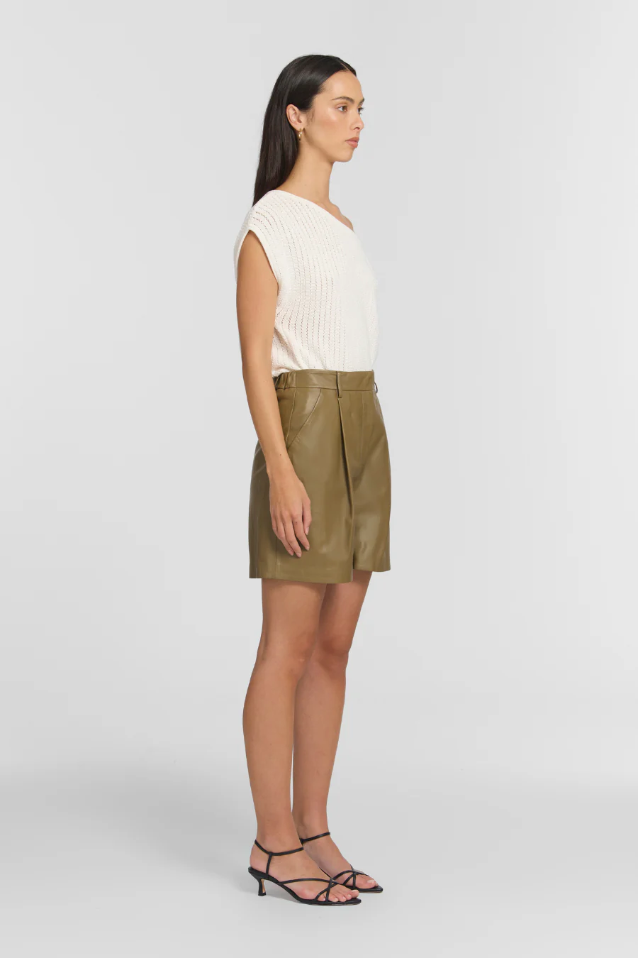 Vulture Leather Short Sage - Image 4